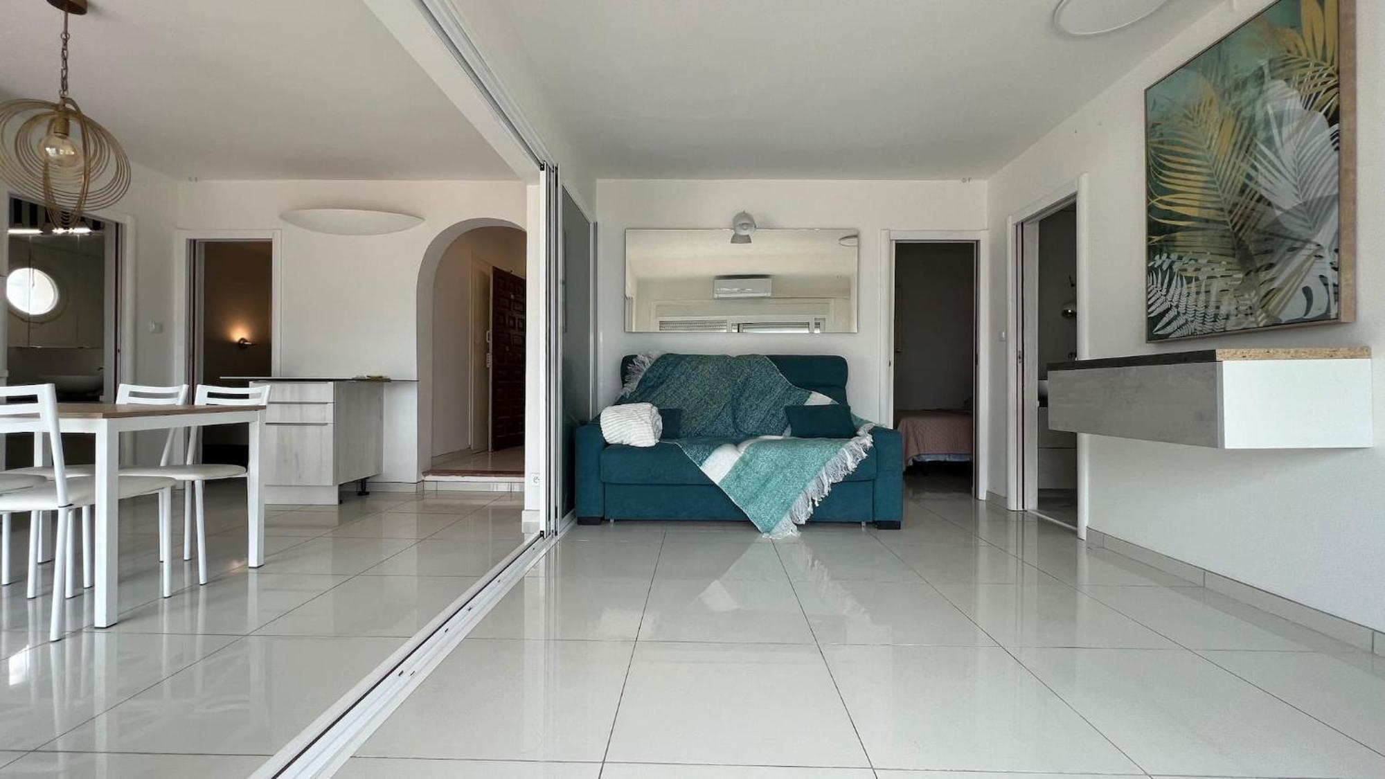 Precioso Apartamento Moderno En Primera Linea Del Mar Av-11 Rosas Exterior foto